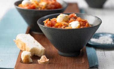 Tomaten-Ragout mit Mozzarella Tomaten-Ragout mit Mozzarella