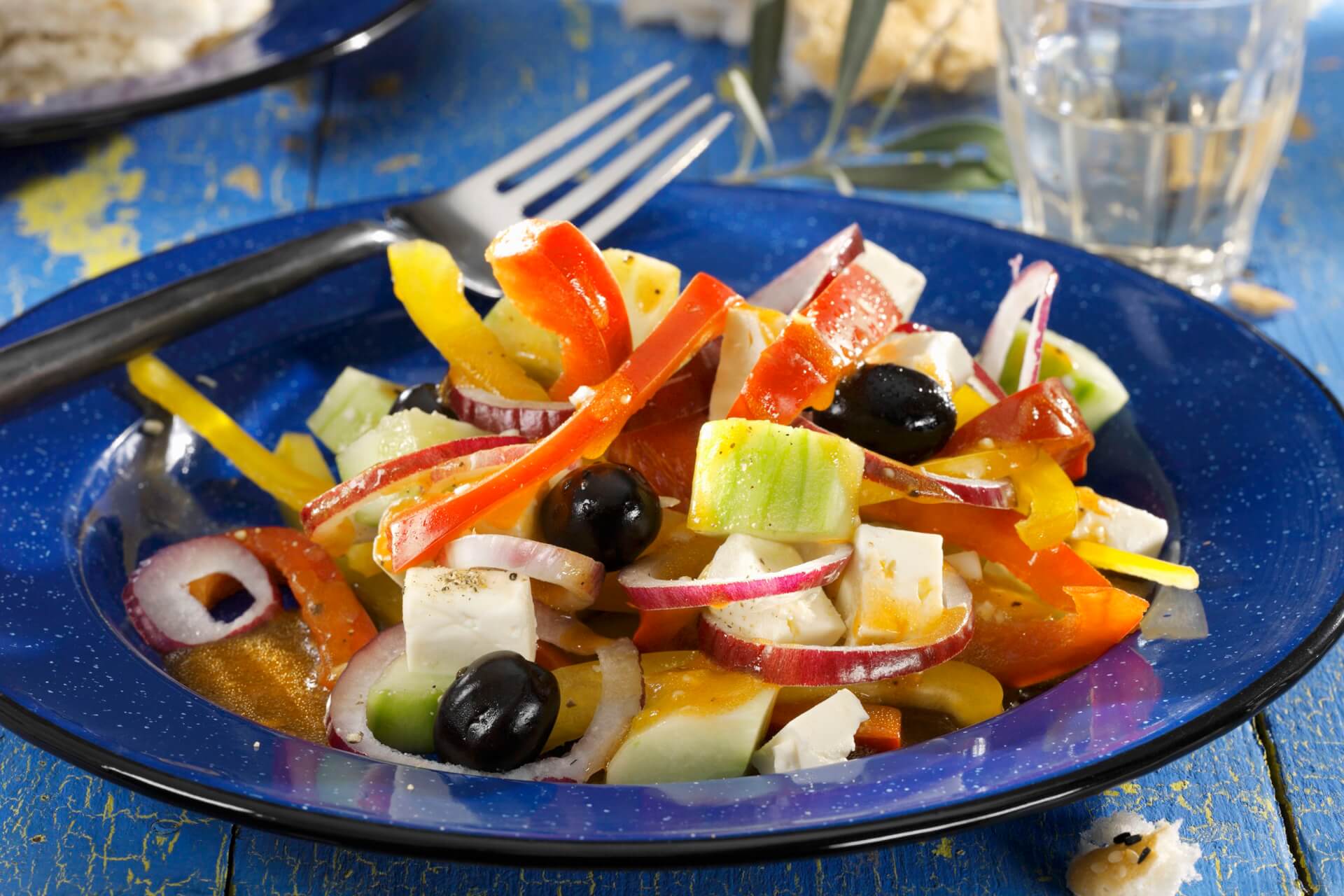 Salat mit Gurken und Feta - FreshMAG