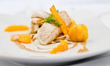 Steinbuttfilet mit Orangennocken und Fenchel Steinbuttfilet mit Orangennocken und Fenchel