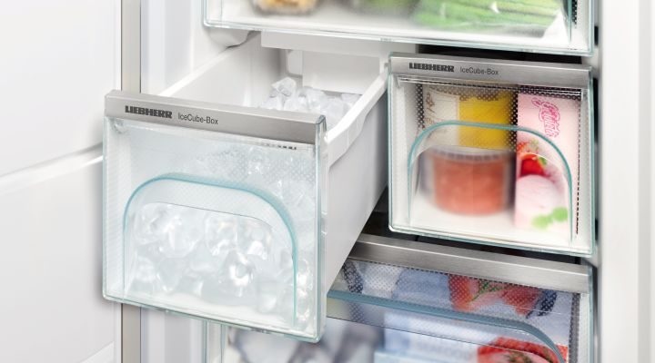 Автоматичний льодогенератор IceMaker Автоматичний льодогенератор IceMaker