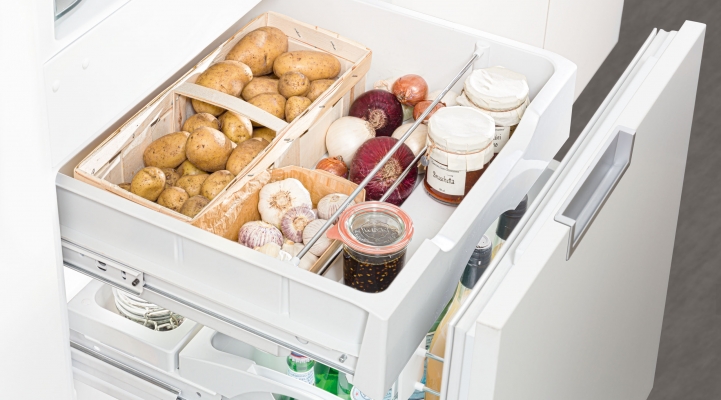 Liebherr IKBV 3264 — холодильник з відділенням з температурою погребу