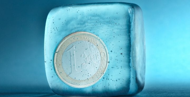Фокус с монетой в морозильной камере