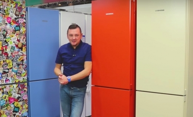 обзор цветных холодильников