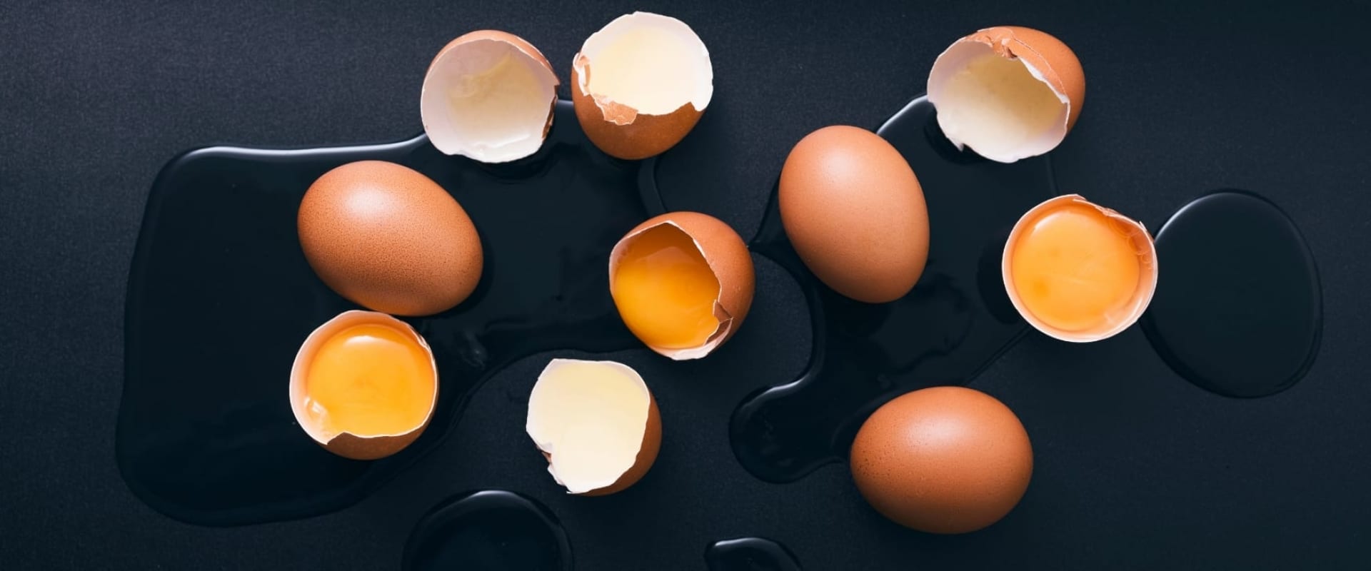 Почему падает яйцо. Яйцо. Яйца вид сверху. Разбитое яйцо. Яйцо (пищевой продукт).