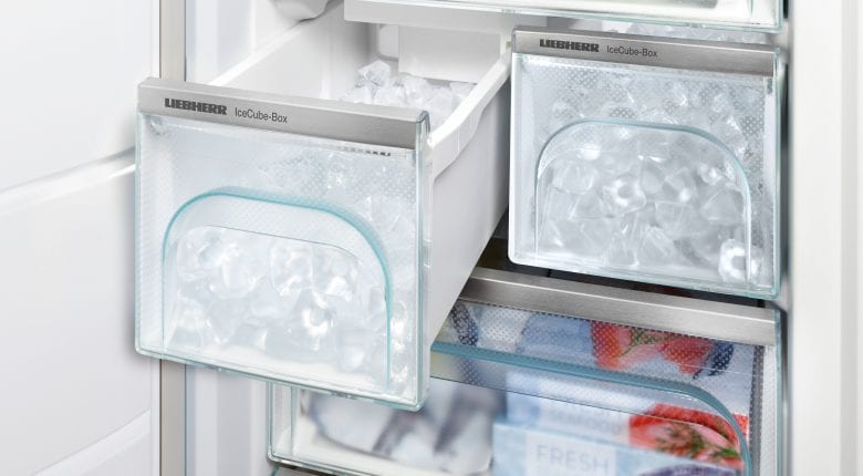 altijd Immuniseren naaimachine Zo komen ijsblokjes tot stand in de IceMaker - FreshMAG Belgium