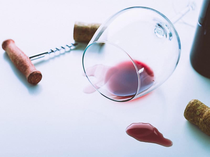 Erfgenaam Horen van Anoniem Wat helpt er tegen een rode wijnvlek? - FreshMAG